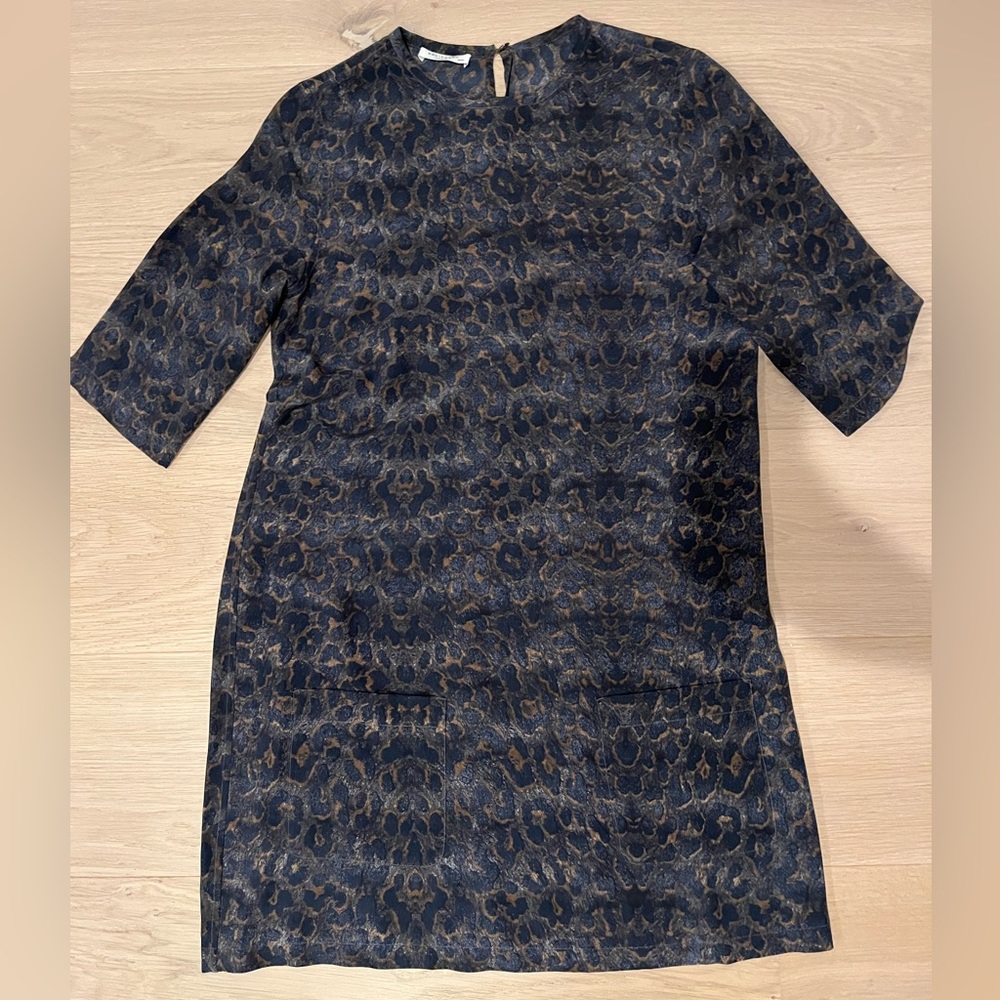 Equipment dress size M